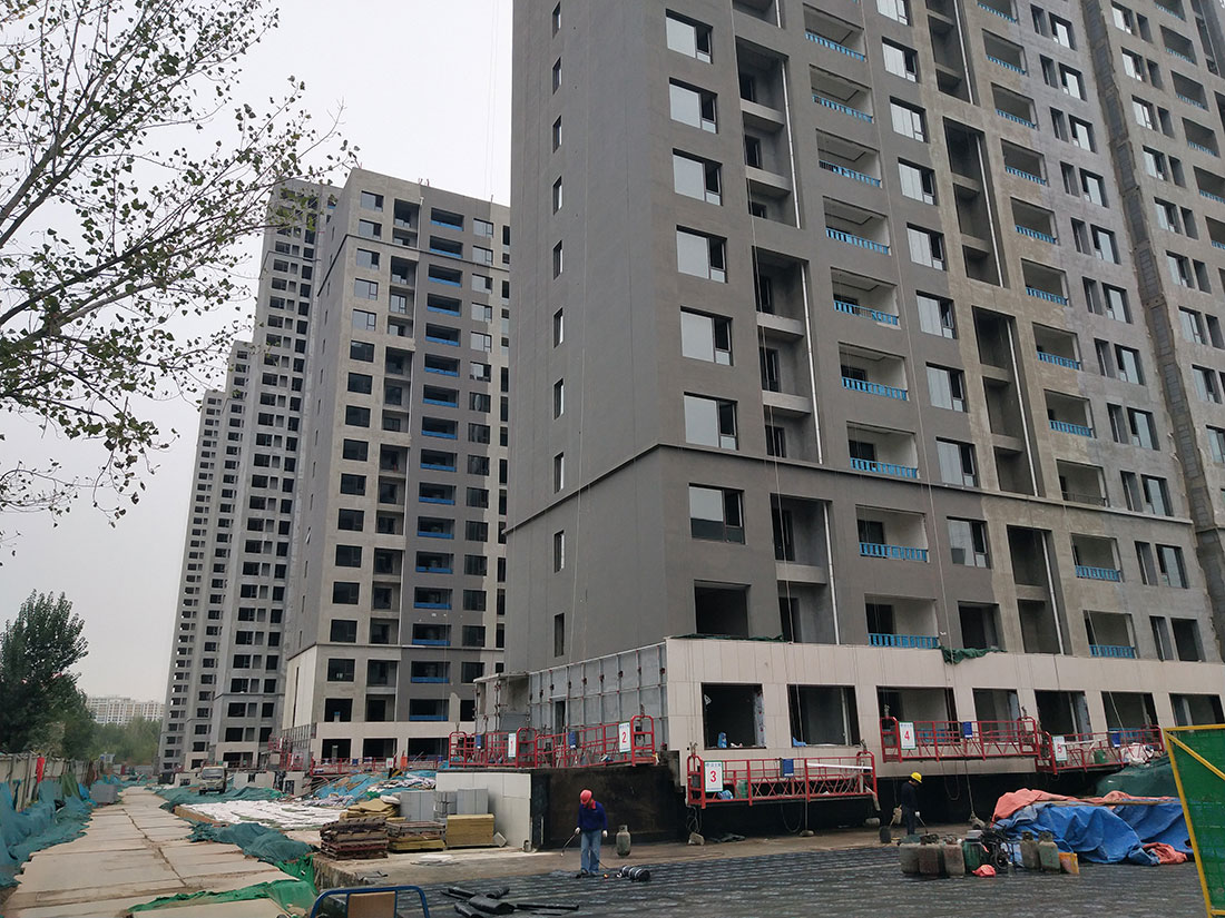 鄭州鄭地·美景東望三期施工現(xiàn)場拍攝